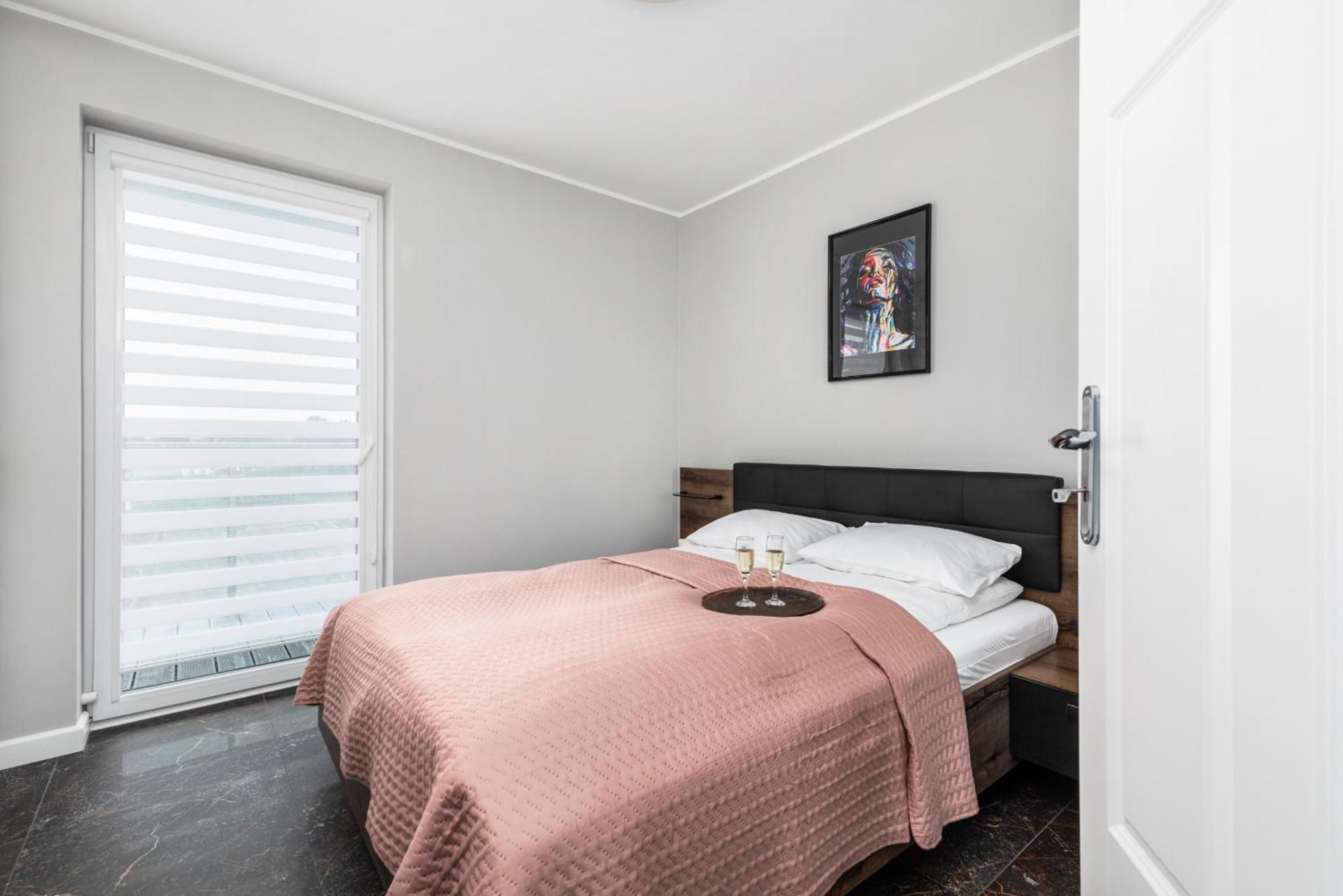 Apartamenty Nadbrzezna 250 M Do Plazy By Noclegi Renters غونسكي المظهر الخارجي الصورة